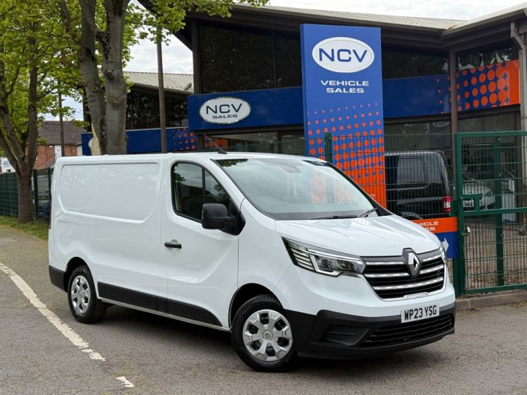 2023 Renault Trafic SL28 BUSINESS PLUS DCI SWB AC CARPLAY Panel Van Diesel Manual