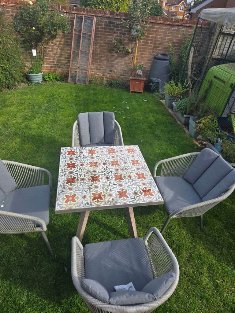 Teak Garden Furniture Set - Table & 4 Chairs - Good Condition