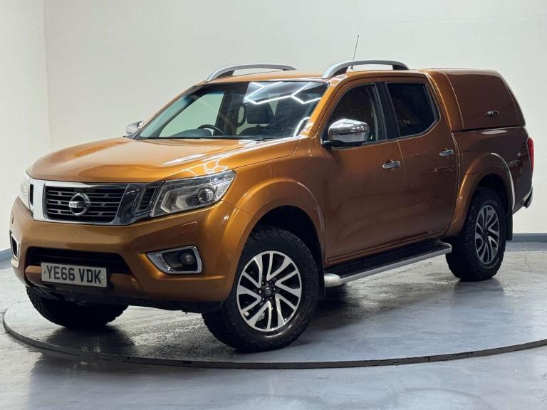 2016 Nissan Navara 2.3 Navara Tekna dCi 4WD 5dr SUV Diesel Manual