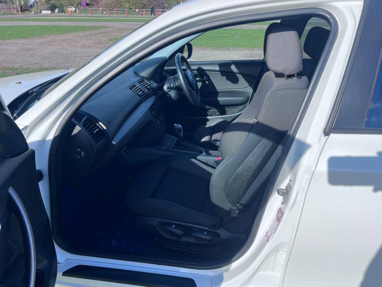 2010 BMW 1 Series 2.0 116i Sport Hatchback 5dr Petrol Steptronic Euro 5 (122 ps)