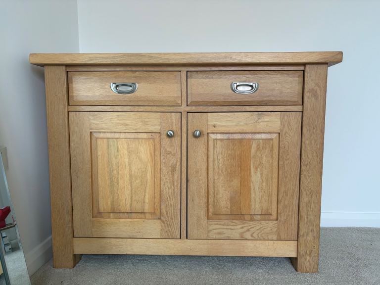 Willis & Gambier Solid Oak Unit