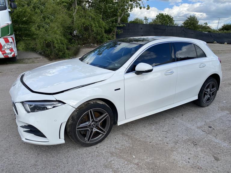 2021 MERCEDES BENZ A CLASS A250E AMG LINE PREMIUM PLUS AUTO 5dr DAMAGED SALVAGE