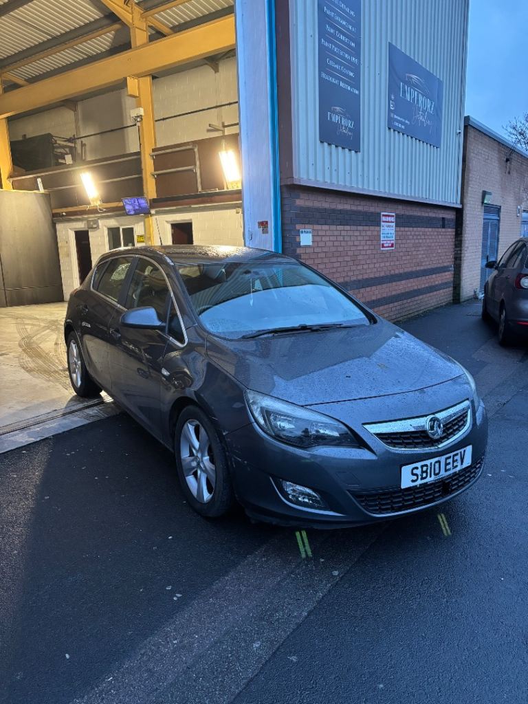 Vauxhall, ASTRA, Hatchback, 2010, Manual, 1598 (cc), 5 doors