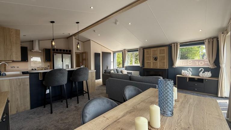 Willerby New Holland in Bexhill-on-Sea  - Lodge / Caravan 
