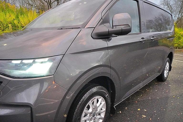 2025 Volkswagen Transporter 2.0 Transporter T28 Commerce Pro TDI + Delivery Miles + VW 5 Plus Pan...