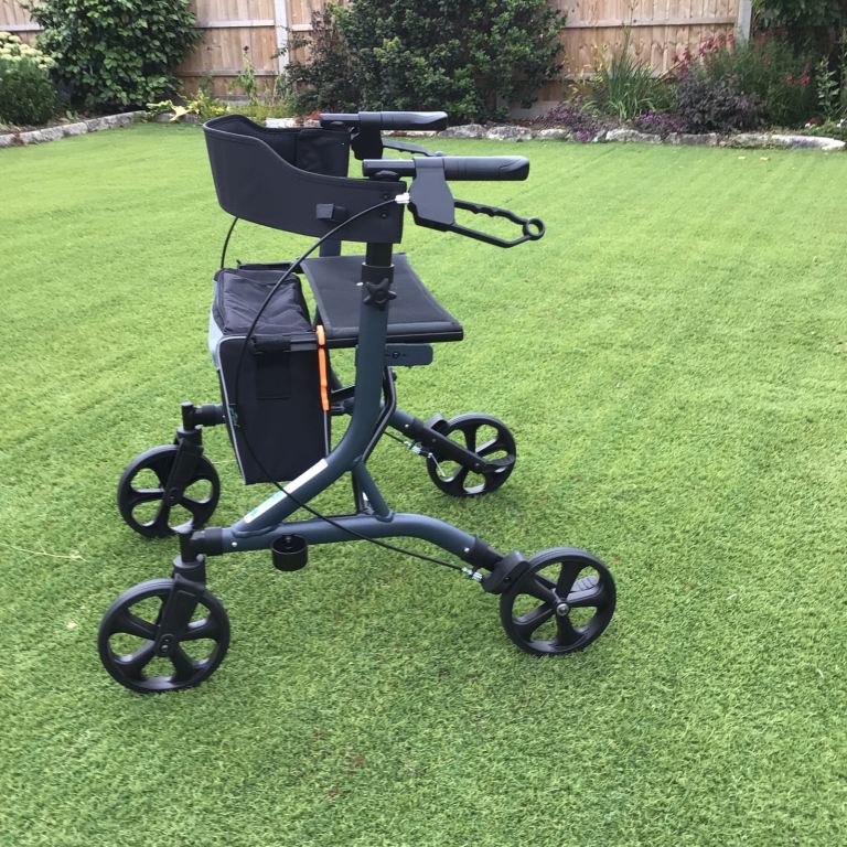 Uniscan walking frame