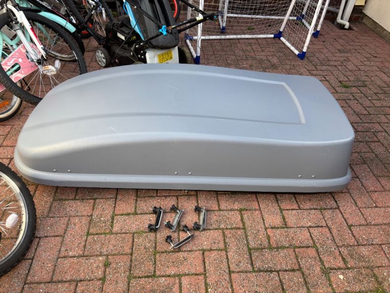 Roof box 420L 
