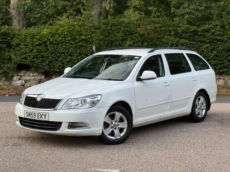 Skoda, OCTAVIA, Estate, 2009, Auto, 1896 (cc), 5 doors