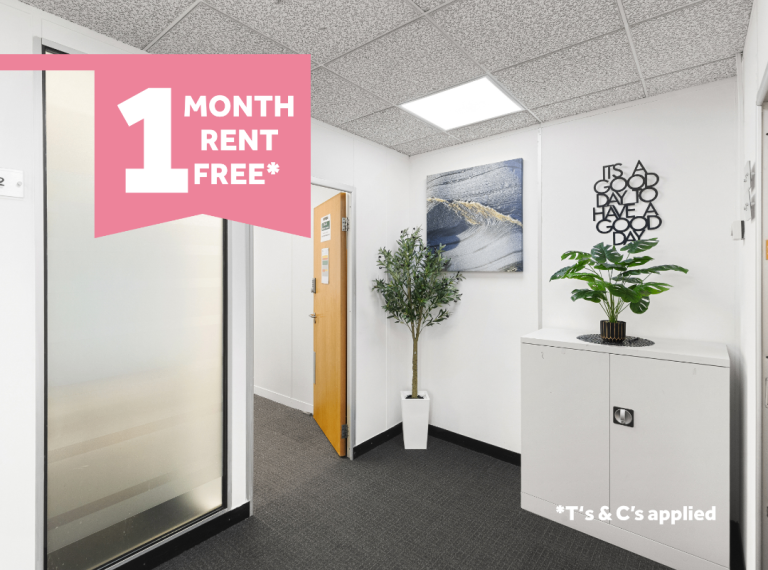Move-In Ready | Flexible, Private 1-Person Office in London Bridge | Rooftop Terrace