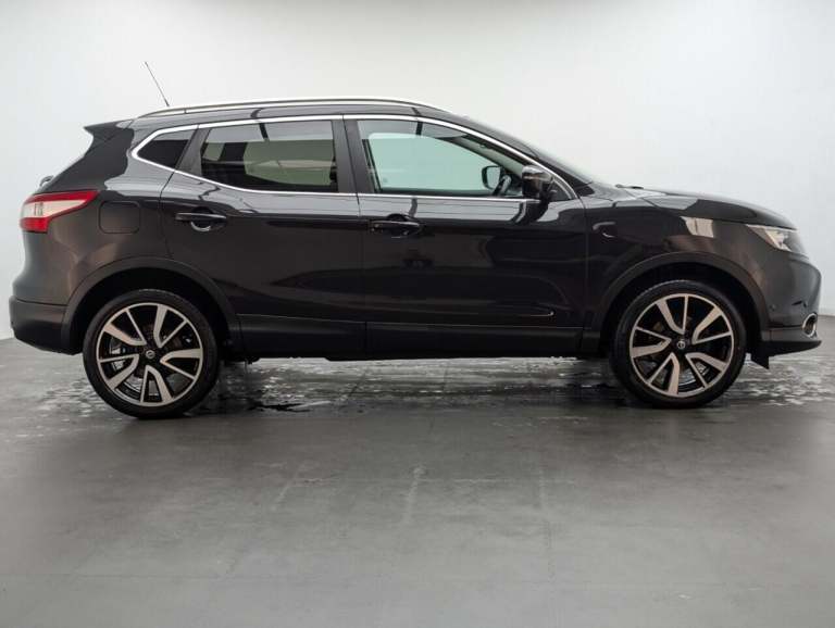 2016 Nissan Qashqai 1.2 DiG-T Tekna [Non-Panoramic] 5dr Xtronic HATCHBACK PETROL Automatic
