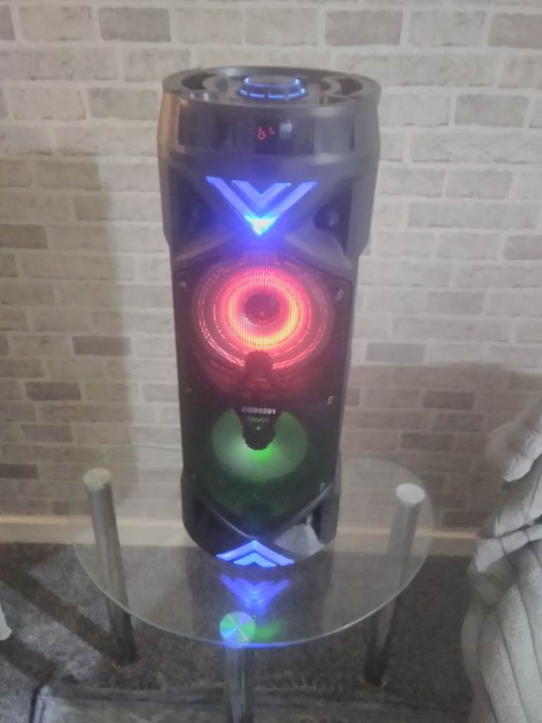 Bluetooth speaker 