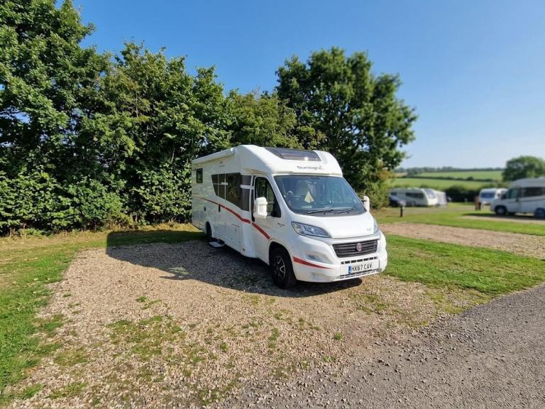 2018 Sunlight T 67
