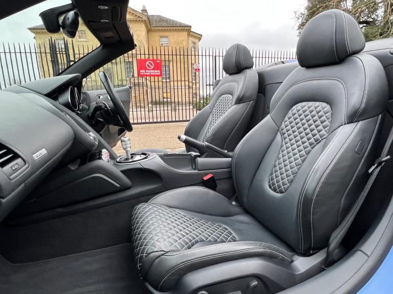 2015 Audi R8 5.2 FSI V10 Quattro 2dr S Tronic CONVERTIBLE PETROL Automatic