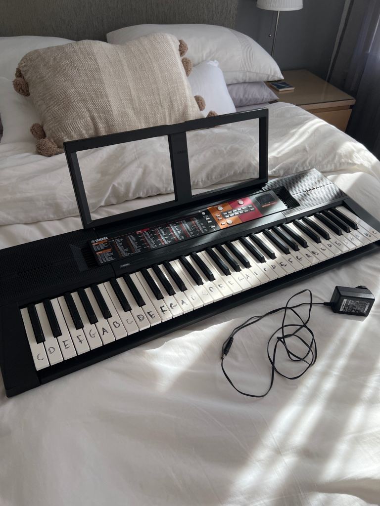 Electric Keyboard