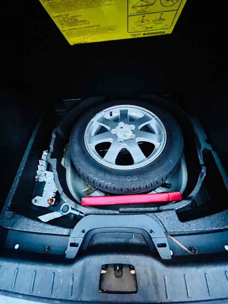 2008 Volvo V50 2.0 Diesel Estate - Automatic - 1 Previous Owner - Dog Cage 🐶⛽️