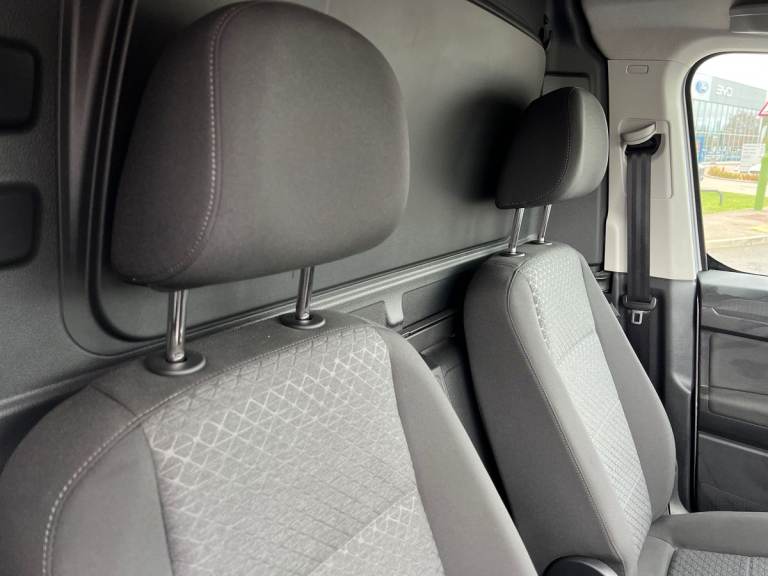 2025 Ford Transit Connect 250 LWB 1.5 Limited 150PS PHEV Auto Van Petrol Parallel PHEV Automatic