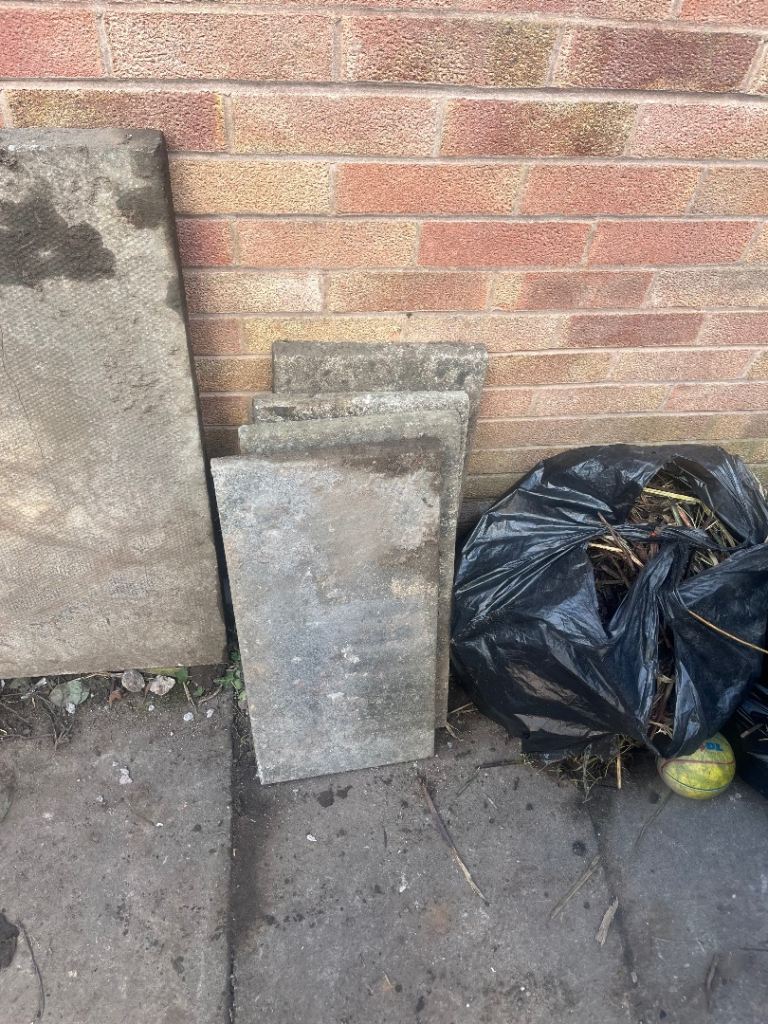 Free collect Slabs bricks hardcore 