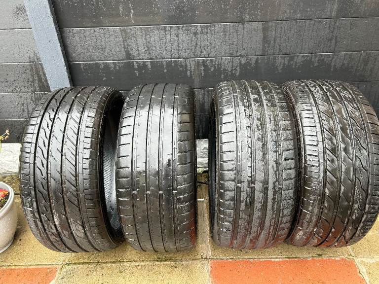 4 Tyres size 255/35ZR20 97W