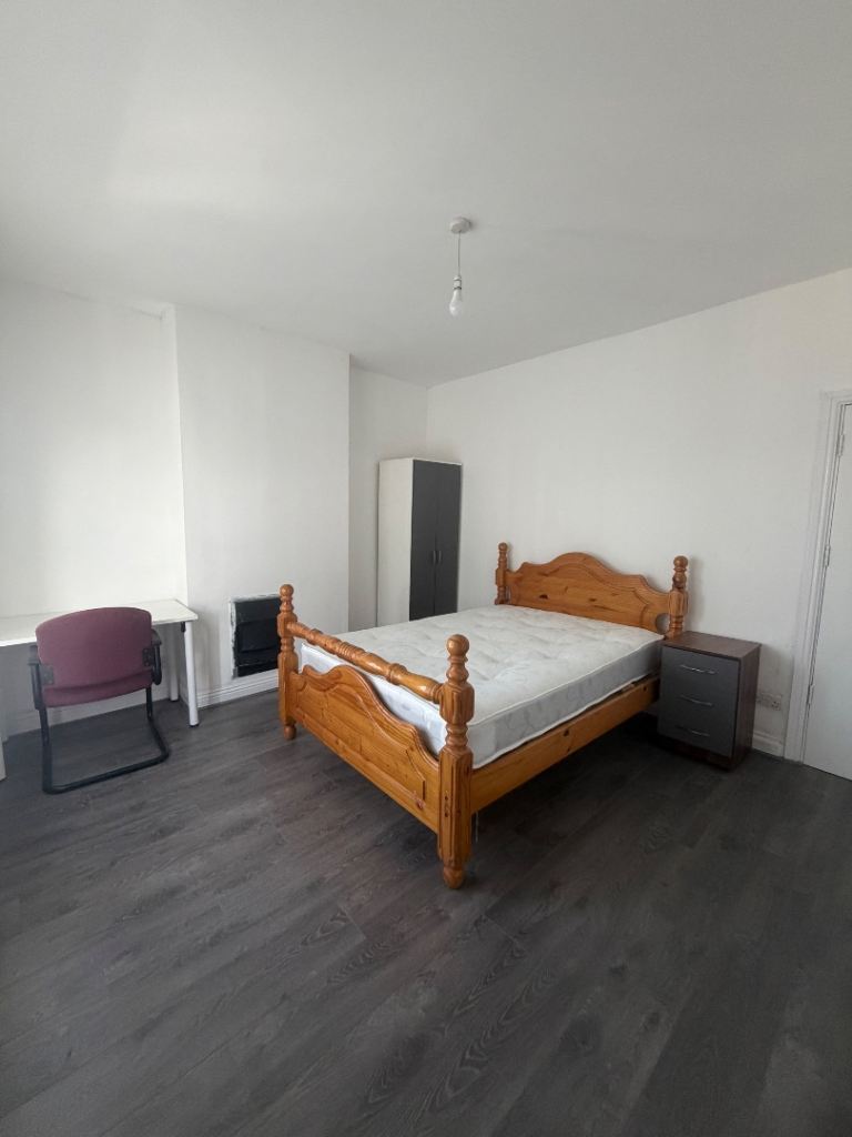 *FREE* DOUBLE ROOM / DSS / Supported Accommodation / Universal Credit Room / HMO / Benefits Room