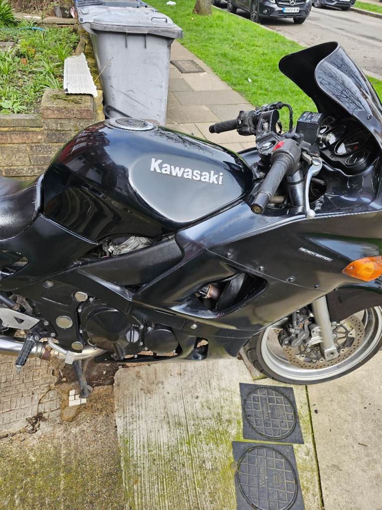 Kawasaki ZZR600, 2008, 1596 (cc)