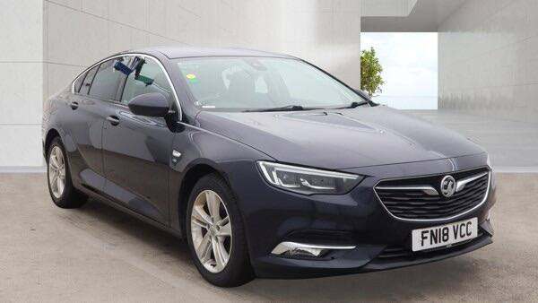 2018 Vauxhall Insignia 1.6 Turbo D ecoTec Elite Nav 5dr HATCHBACK DIESEL Manual