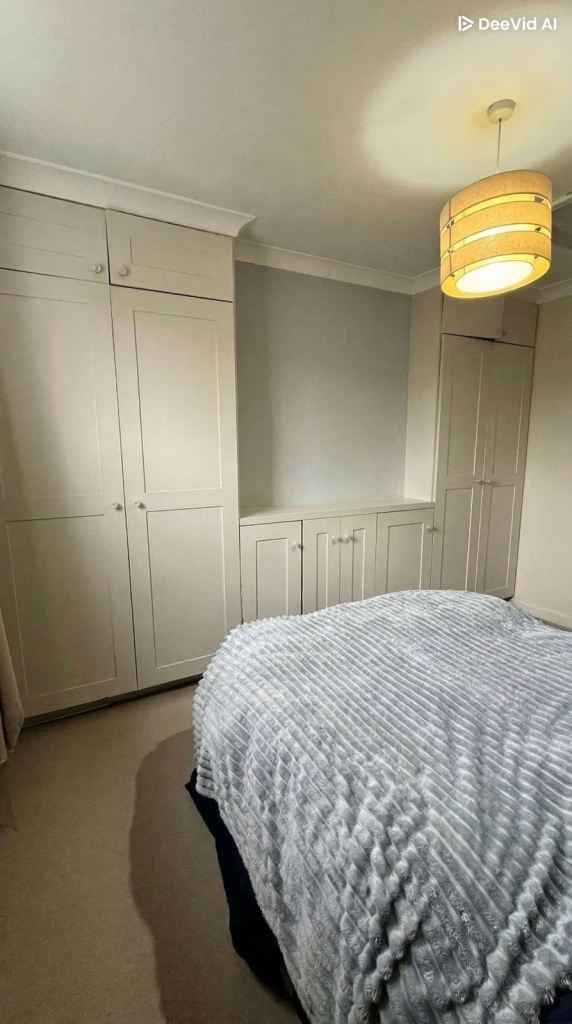 Spacious En-Suite Double Room to rent in Herne Hill