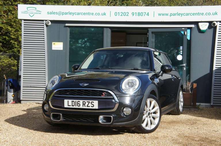 MINI Hatch 2.0 Cooper SD Euro 6 (s/s) 3dr Diesel Manual