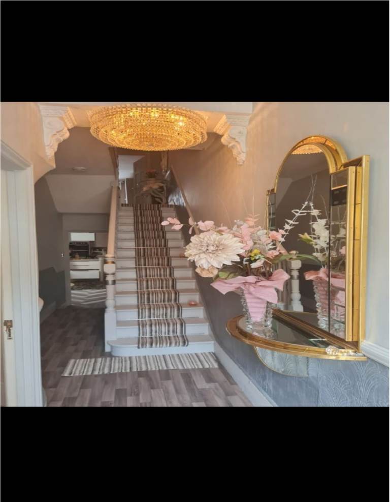 Large double room to rent 