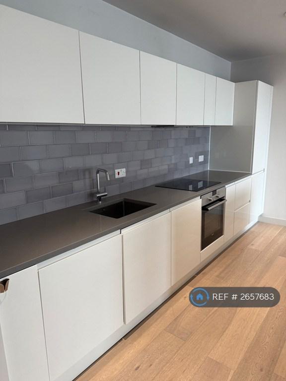 1 bedroom flat in Mercier Court, London, E16 (1 bed) (#2657683)