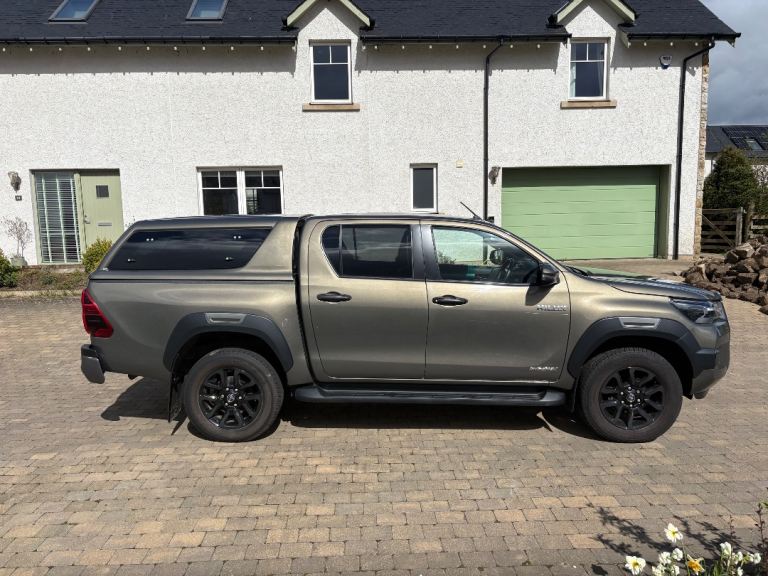 2021 Toyota Hilux Pick-Up, Invincible-X, in Bronze. NO VAT…