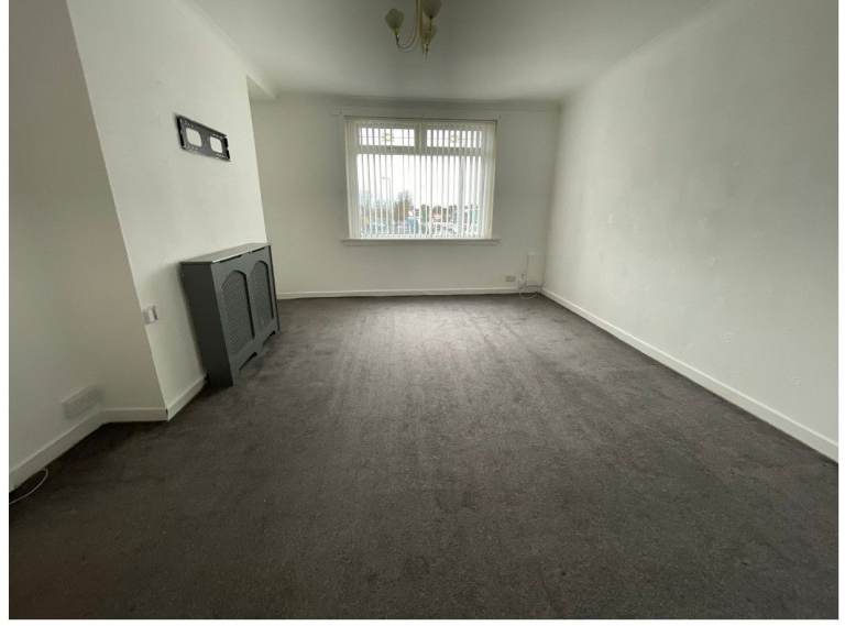 2 BEDROOM Ground Floor Flat , Low Rd, Ayr