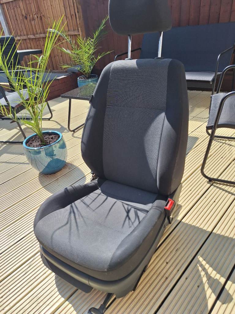 Vw caddy front seats