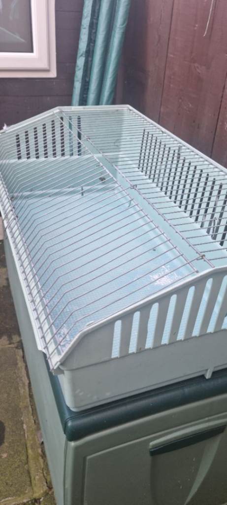 Pet cage