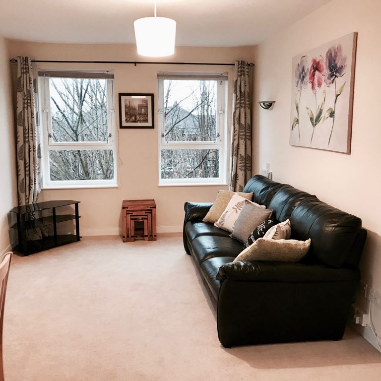 ONE BEDROOM FLAT FOR RENT, ANNIESLAND, FULLY FURNISHED, BRIGHT AND SPACIOUS, CLOSE TO ALL AMENITIES