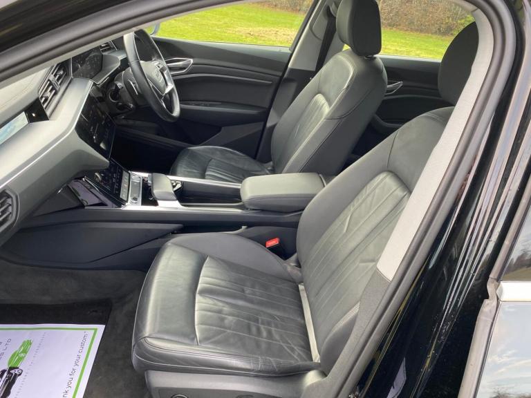 AUDI E-TRON 50 Technik 2020