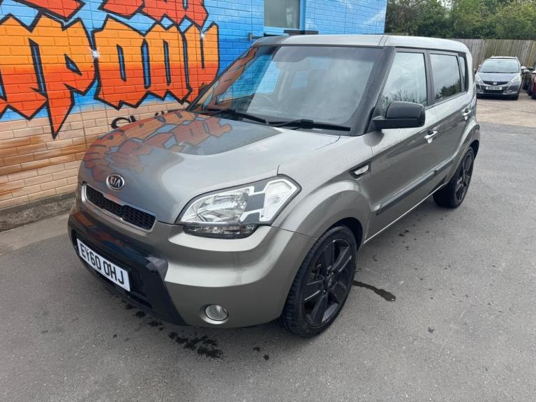 2010 Kia Soul 1.6 CRDi Tempest SUV 5dr Diesel Auto Euro 4 (126 bhp) Diesel