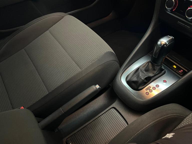 2012 Volkswagen Golf 1.6 TDI SE DSG Euro 5 5dr ESTATE Diesel Automatic