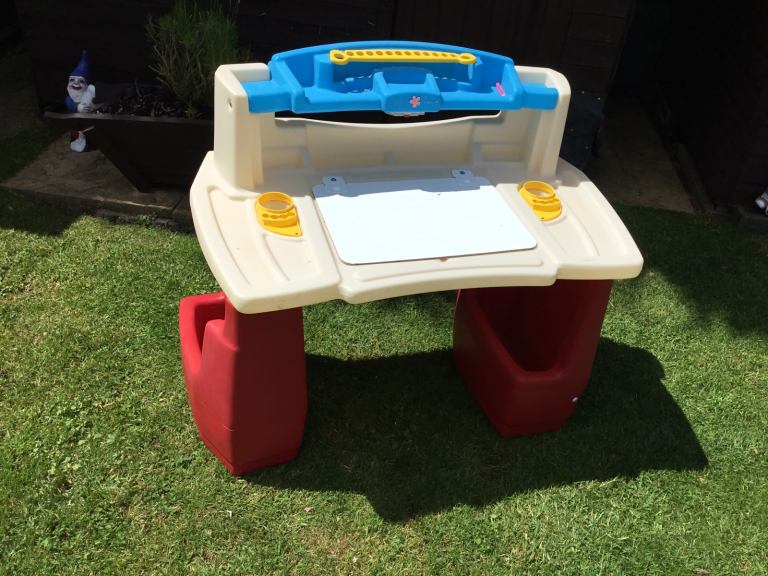 Child’s desk