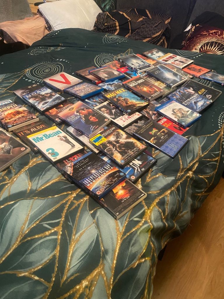 50 dvd&blueray adventure/romance/fiction/horror/ect