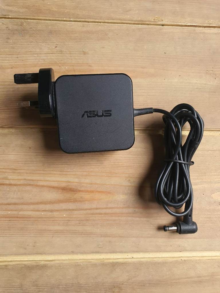 ASUS Laptop Charger UK Plug – Good Condition