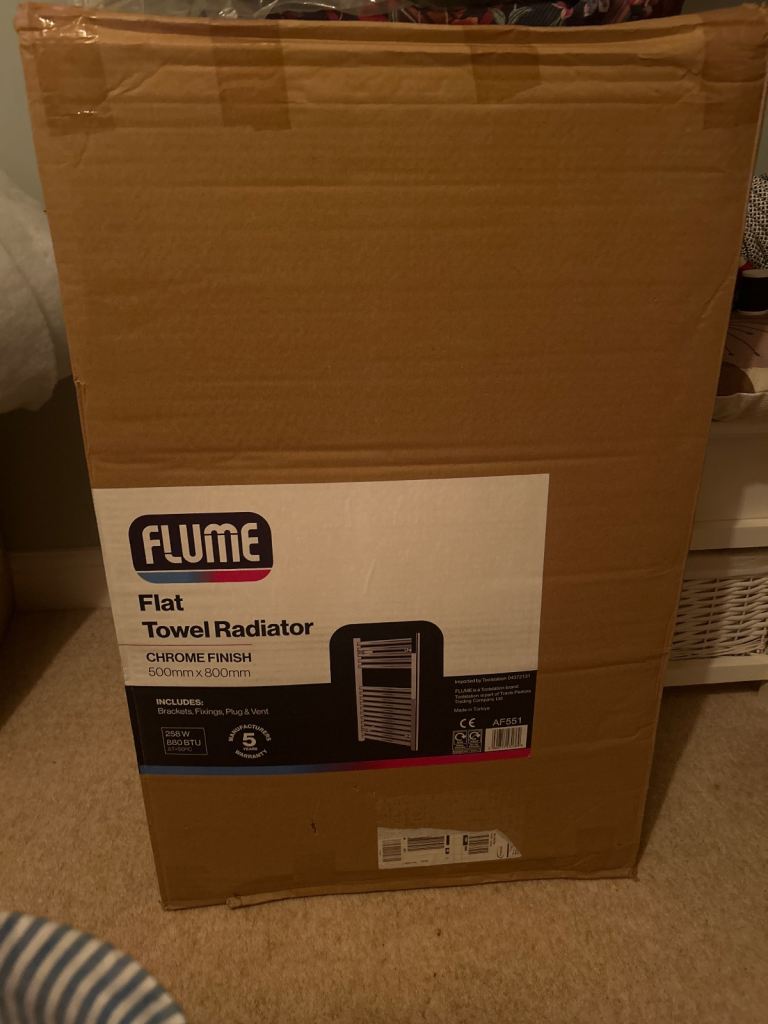 Flume Flat Chrome Towel Radiator 500mm x 800mm – Brand New in Box