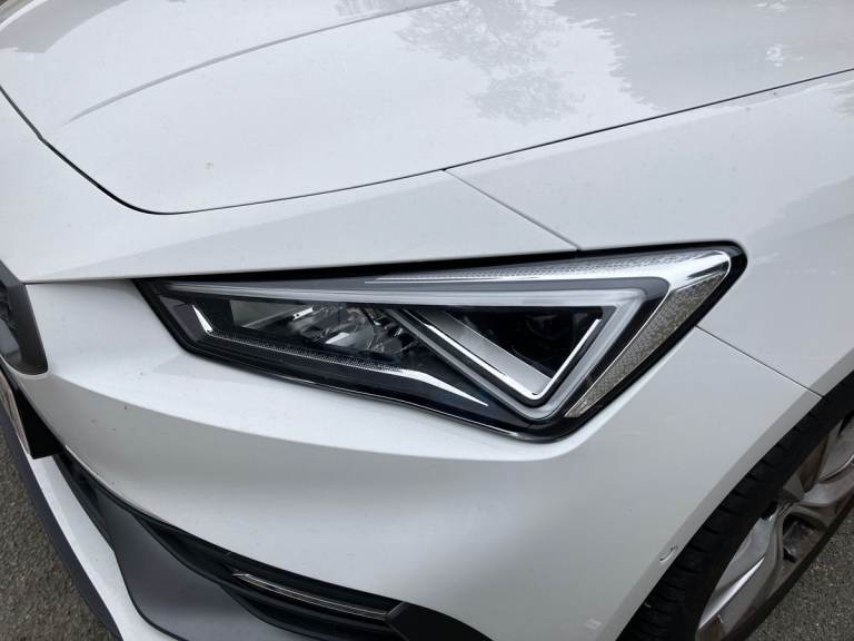 2025 SEAT Leon 1.0 eTSI FR 5dr DSG Hatchback PETROL Automatic