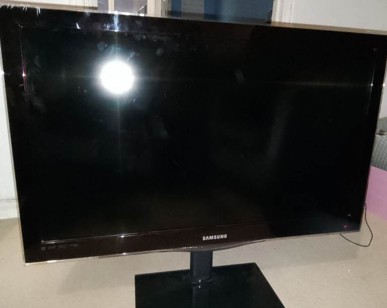 Samsung 37 inch TV.