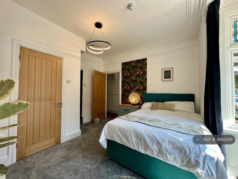 1 bedroom in Ashleigh Avenue, Bridgwater, TA6 (#2882334)