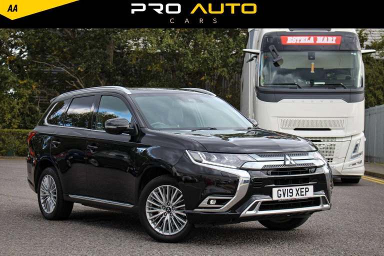 2019 Mitsubishi Outlander 2.4h TwinMotor 13.8kWh 4hs CVT 4WD Euro 6 (s/s) 5dr ESTATE Petrol/Elect...