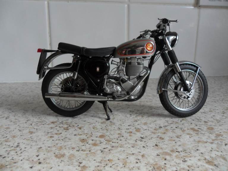 Classic Motorcycle Model BSA Gold star– Good Condition