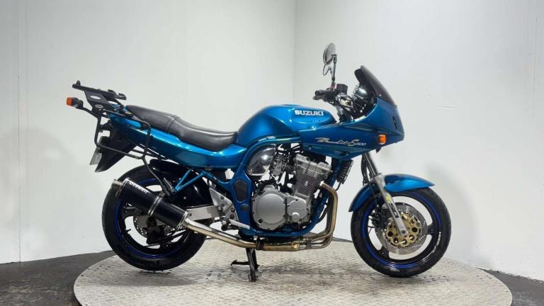 Suzuki Bandit 600 GSF 1998 27K VERY CLEAN MK1 NEW MOT ICONIC CLASSIC 600CC A2