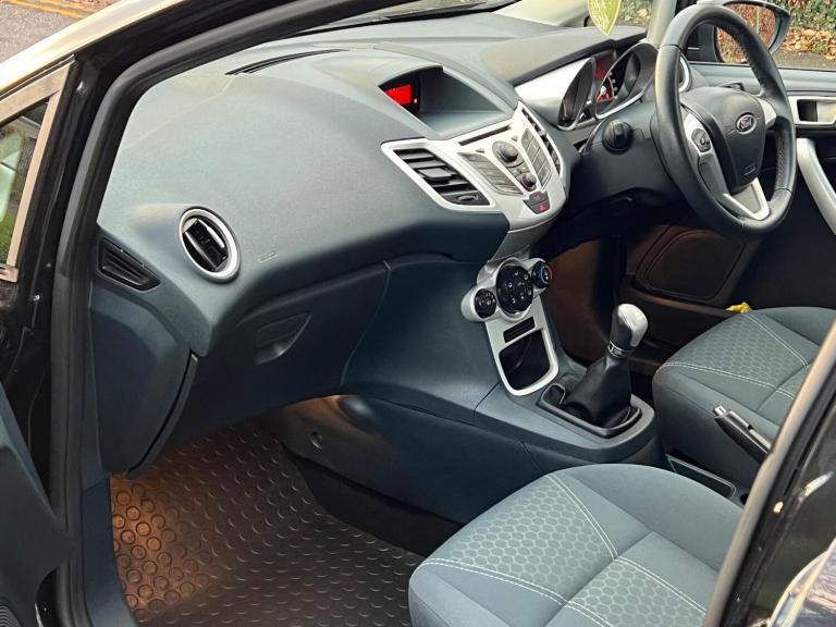 2012 Ford Fiesta 1.25 Zetec 5dr [82] HATCHBACK PETROL Manual