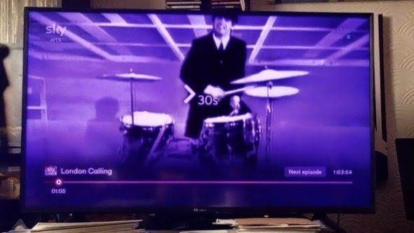 Hisense 42in Smart TV