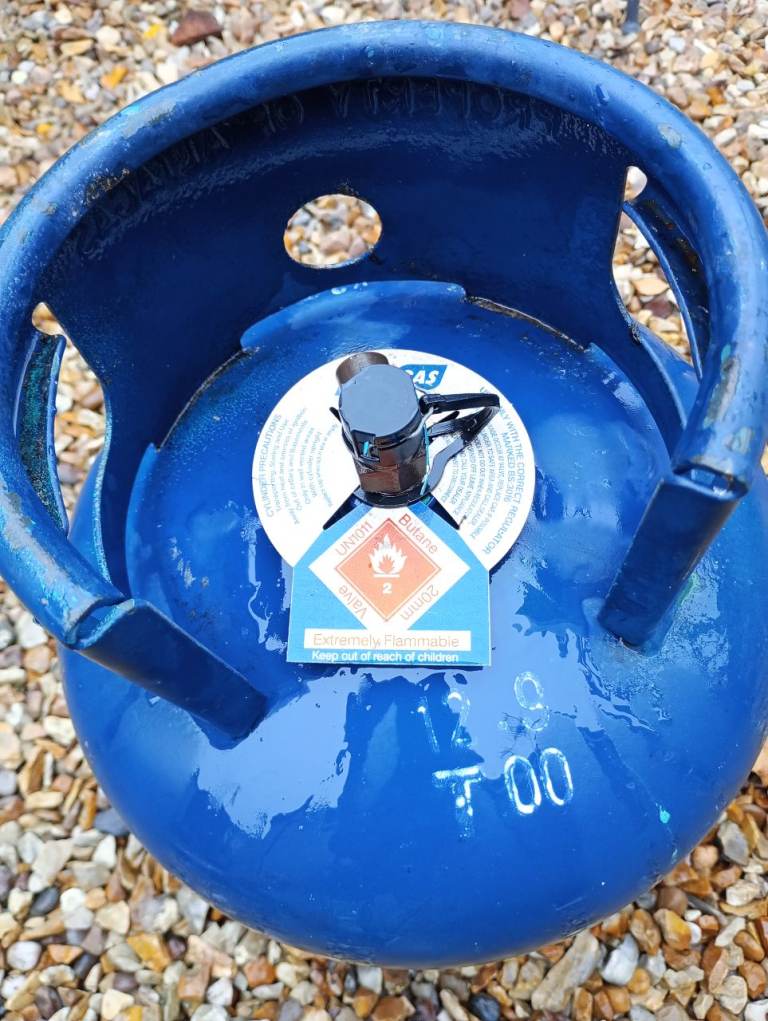 Full flogas 13kg butane gas bottle 